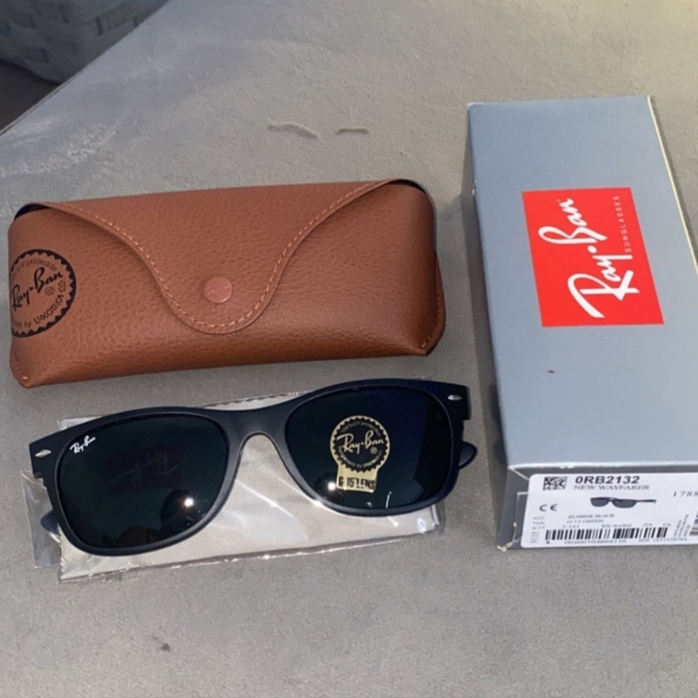 Ray Ban